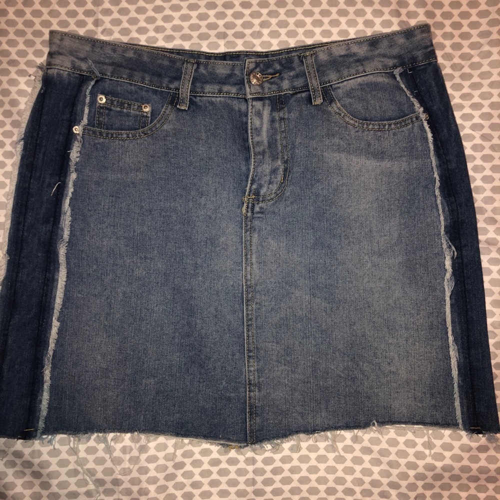 Denim skirt